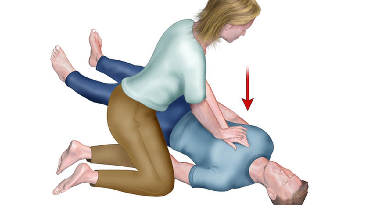 Img Cpr Adult Chest Comp 2 1 Sgdh5c0g.jpg