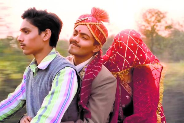 Img Laaapata Ladies Revi 2 1 S5dcf4c7.jpg