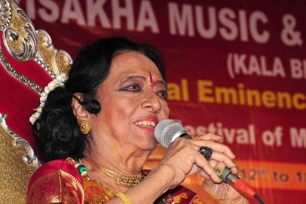 Vmda Award Yamini Krishnamurthy 2.jpg