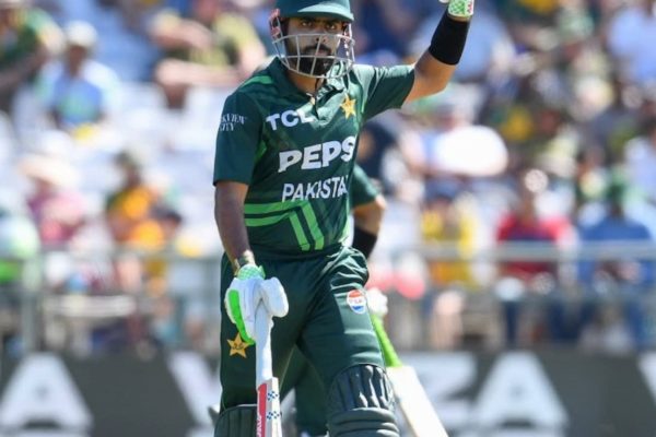 Lblfum3g Babar Azam 625x300 21 December 24.jpg