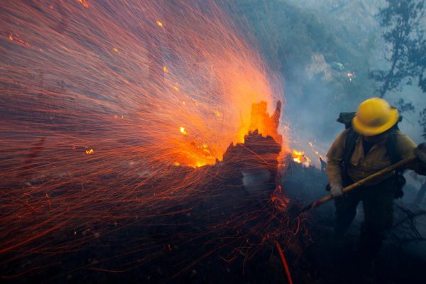 2025 01 10t045847z 1774137633 Rc2p6cankd9x Rtrmadp 3 California Wildfires.jpg