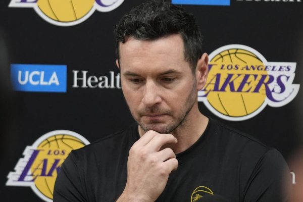 California Wildfires Lakers Basketball 40104.jpg