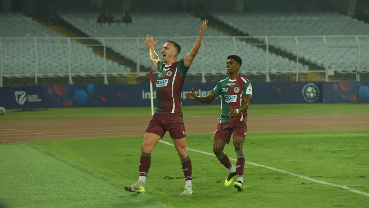 Mohun20bagane28099s20tom20aldred20celebrates20after20scoring20against20hyderabad20fc.jpeg