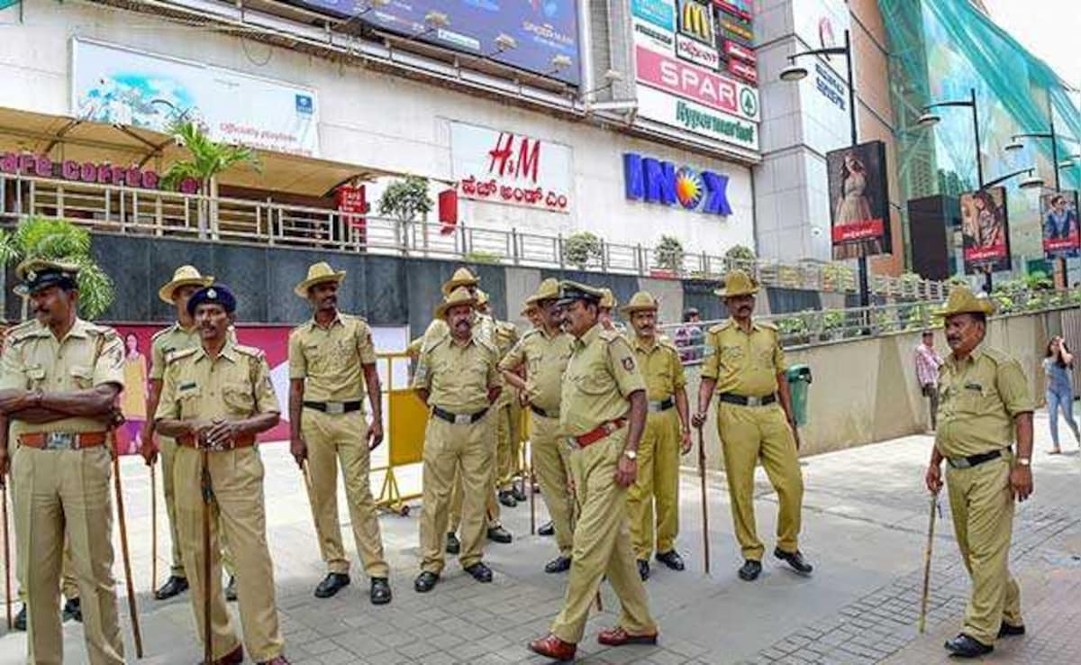 Bengaluru Police Generic Pti 625x300 1528917347933.jpg