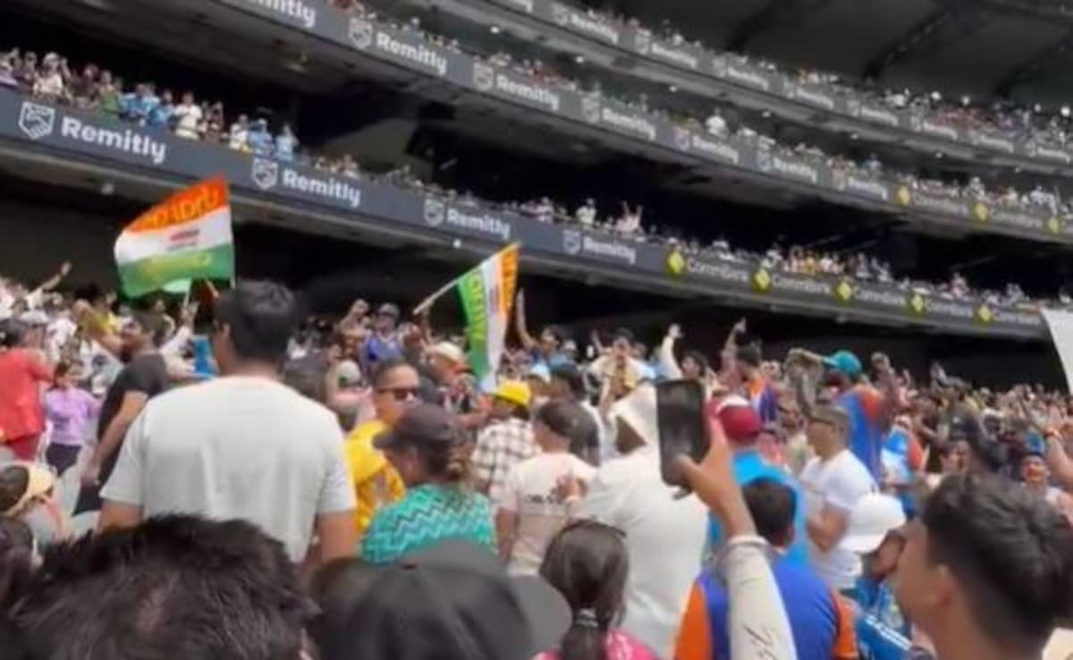 E7k88qb8 Indian Fans Mcg 625x300 04 January 25.jpg