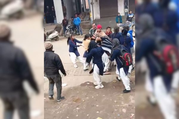 N3p2gab8 Up Brawl 625x300 01 January 25.jpg