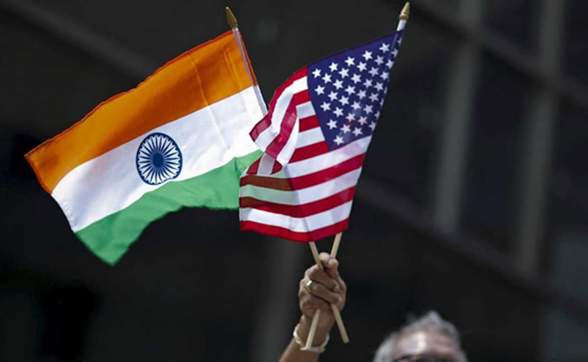 Q35u6gic India Us Flags Reuters 625x300 18 September 18.jpg