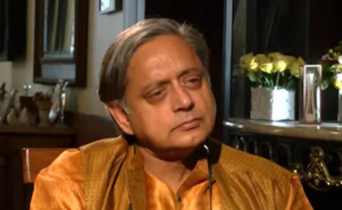 2ph2j96g Shashi Tharoor 625x300 30 August 24.jpg