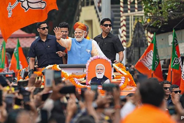 6lnja008 Pm Modi Bengaluru Karnataka Pti 625x300 06 May 23.jpg