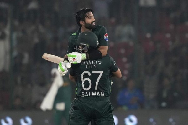 Pakistan Tri Series Cricket 68281.jpg