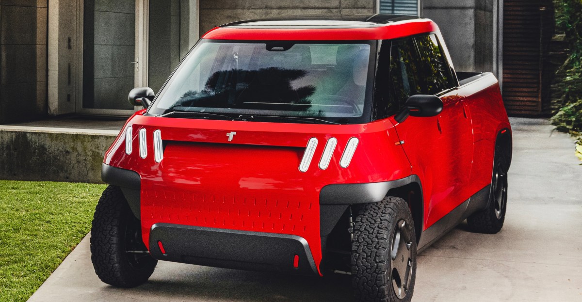 Telo Trucks Exterior At House Horizontal.jpg