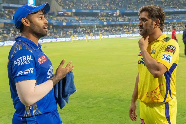 Heo22hpg Ms Dhoni And Suryakumar Yadav Bcci 625x300 09 April 23.jpg