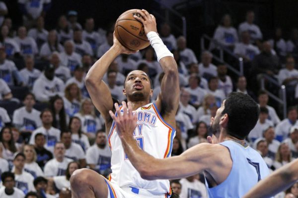 Grizzlies Thunder Basketball 97362.jpg