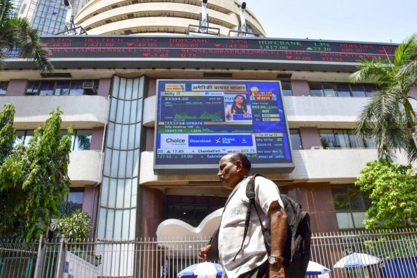 Sensex rallies for 3rd day to regain 77,000-mark; Nifty climbs 108.65 points Pti04 08 2025 000179b.jpg