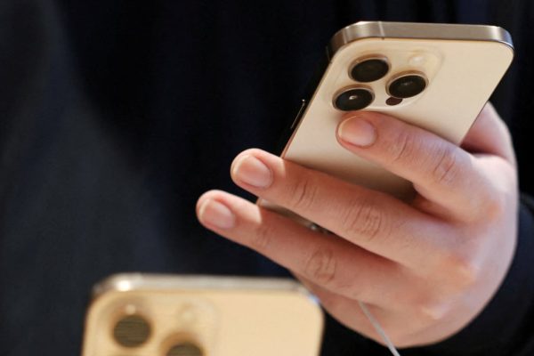 Iphone reuters 1746011269621.jpg