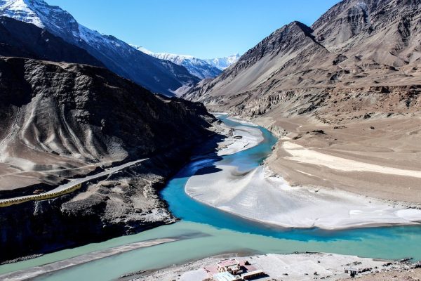 Lhdp9ma indus water 625x300 24 april 25.jpg