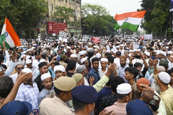 Nbe695qg Waqf Bill Protest 625x300 04 April 25.jpg