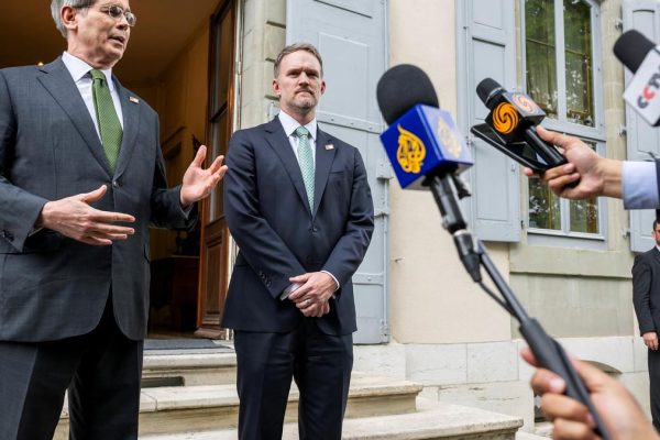 2025 05 11t190947z 1151197673 rc2rfeaa93cz rtrmadp 3 usa trump tariffs china talks.jpg