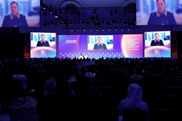 Afp 20250520 47fa9r7 v1 highres qatareconomyforum 1747754676.jpg