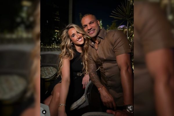 Rp9th62s shikhar dhawan girlfriend 625x300 01 may 25.jpg