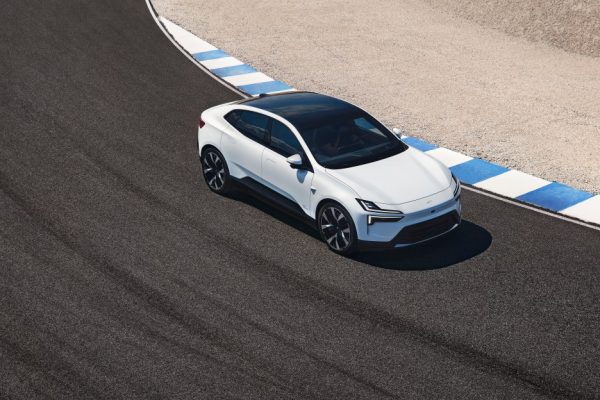 677736 20240122 polestar 4.jpg