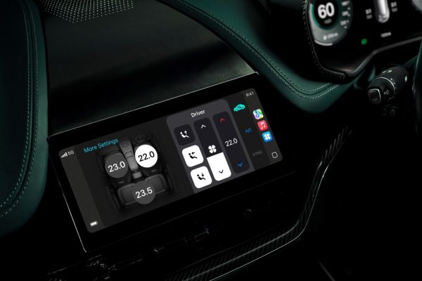Aston martin apple carplay ultra 06.jpg