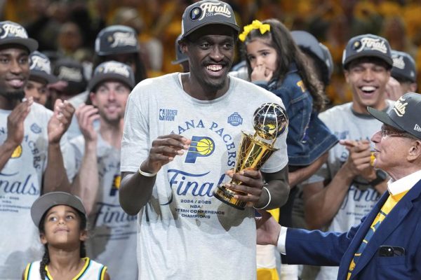 Knicks pacers basketball 82179.jpg