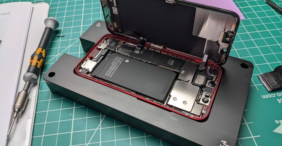 Sean hollister 20220510 125041.jpg