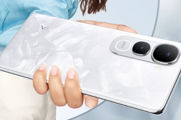 Vivo y400 pro 5g vivo 1750048118796.jpg