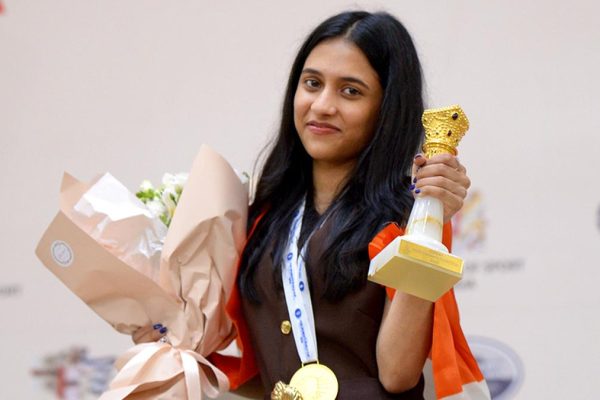 1753771146 img th28trophy 2 1 07emn2ok.jpg