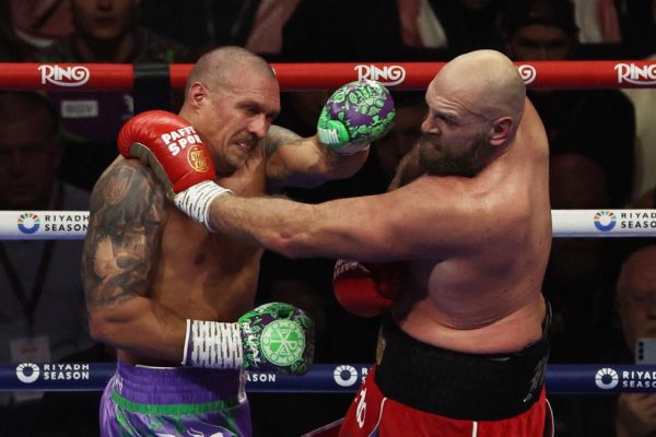 2024 12 22t000257z 173396592 up1ekcm004wwp rtrmadp 3 boxing heavyweight usyk fury.jpg