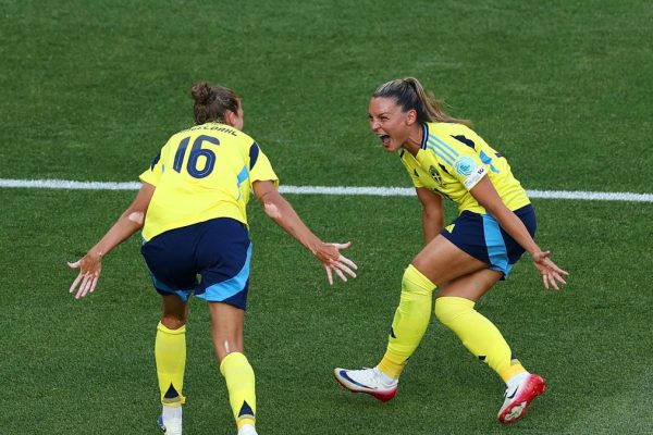 2025 07 04t182548z 690491627 up1el741c9acw rtrmadp 3 soccer euro dnk swe report.jpg