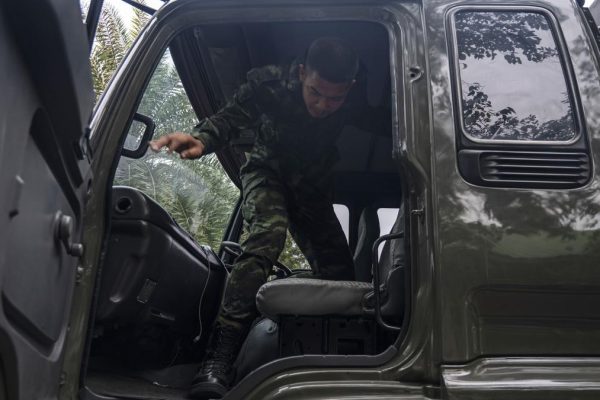 Thailand army accuses Cambodia of breaking truce 2227355368.jpg