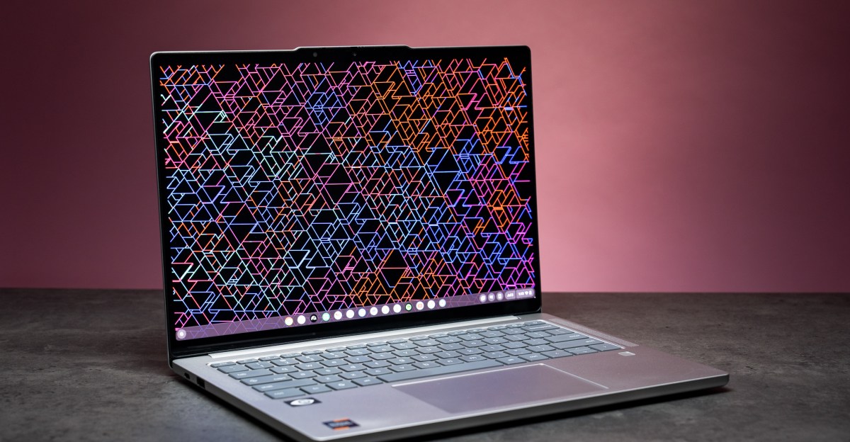 257814 lenovo chromebook plus 14 laptop review adibenedetto 0015.jpg