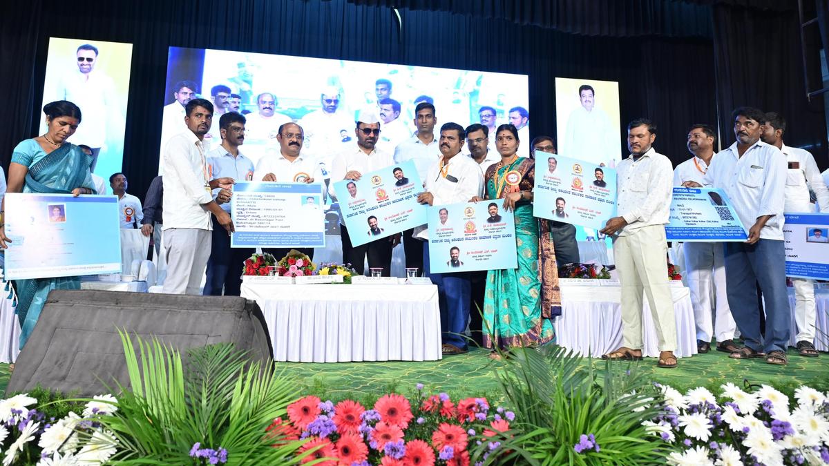 2699 23 7 2025 19 50 19 1 24hublilabourvijayapura.jpg