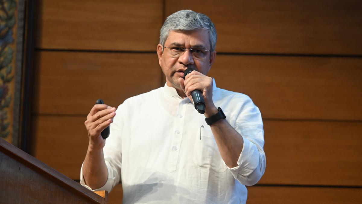 Cabinet20briefing20delhi202025 11 06 20.jpg