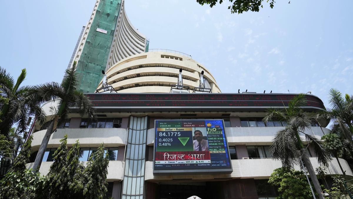 India economy 71324.jpg