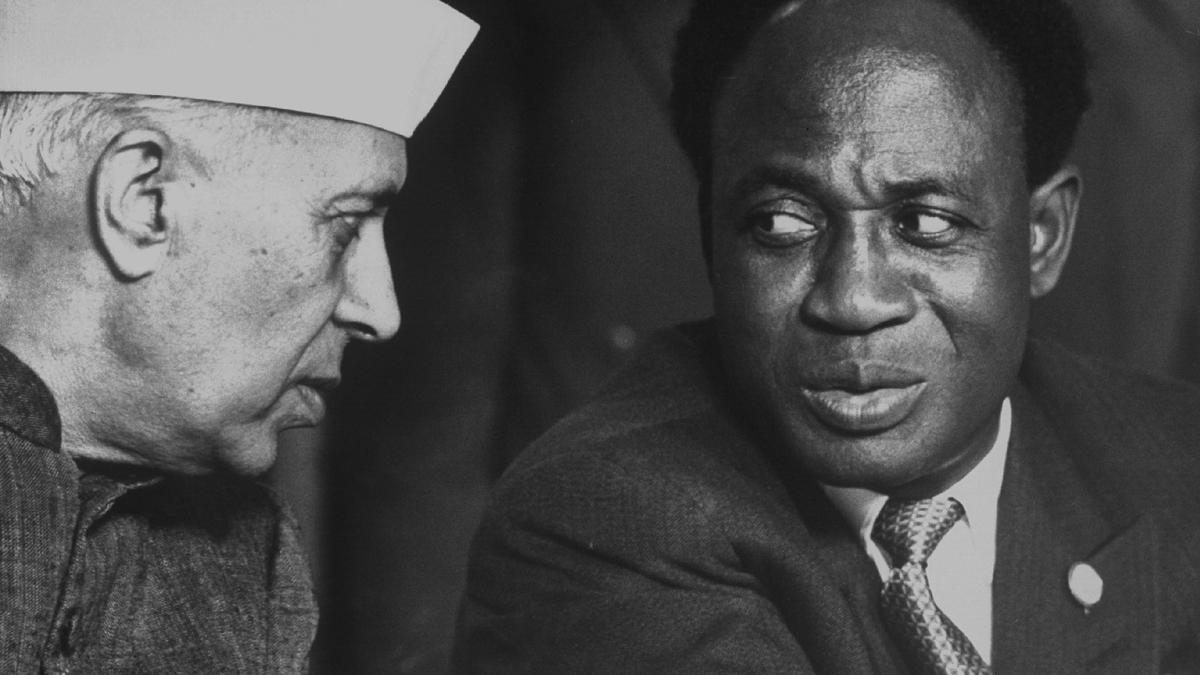 Nkrumah nehru.jpg