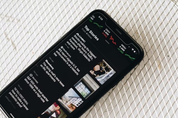 Online news unsplash fujiphilm 1753088241677.jpg