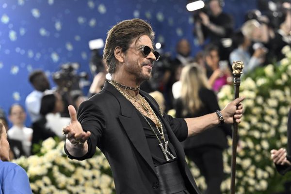 1754280904 shah20rukh20khan.jpeg