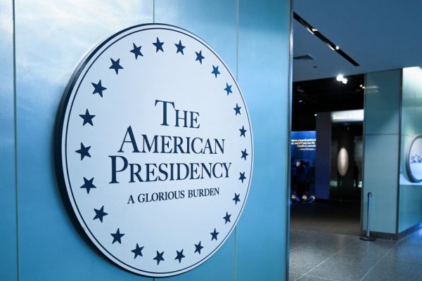 2025 08 01t200748z 1051081066 rc2iyfafw1ot rtrmadp 3 usa trump smithsonian 1754186505 850907 1754191.jpeg