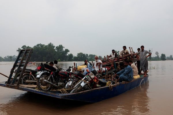 2025 08 30t041620z 1968586872 rc2zggasruv4 rtrmadp 3 pakistan india floods 1756620897.jpg