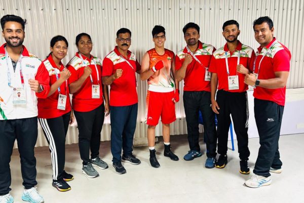 Priya2060kg20celebrates20her20qfs20win20with20coaches20at20the20u2220asian20boxing20cha.jpeg