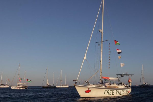 2025 09 26t195737z 1658633300 rc2uzgawn1jr rtrmadp 3 israel palestinians sumud flotilla.jpg
