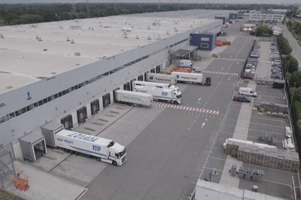 Afp 20250801 68jq2g3 v1 highres belgianwarehousestoringcontraceptivesthatusplan 1757096601.jpg