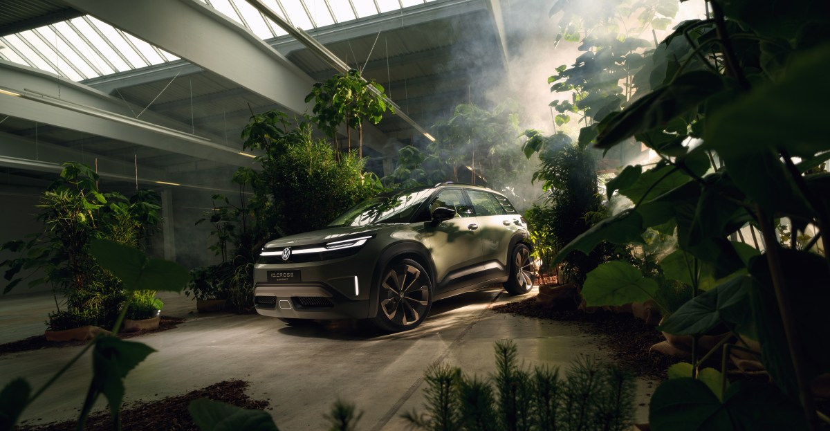 Vw id cross jungle exterior 2.jpg