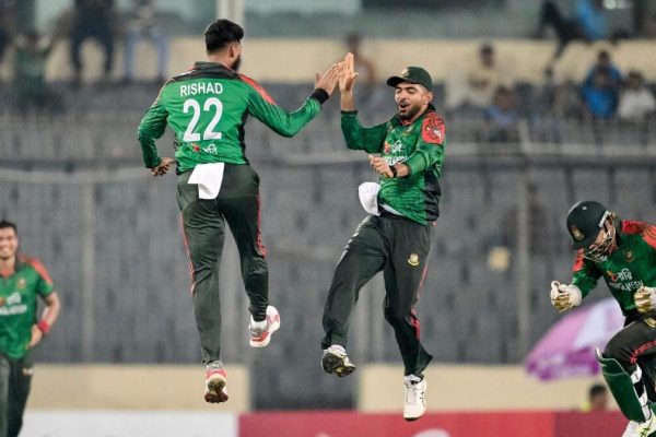 1761027912 image2012.jpg