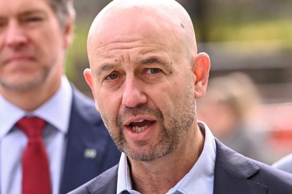 1761814518 image2011.jpg