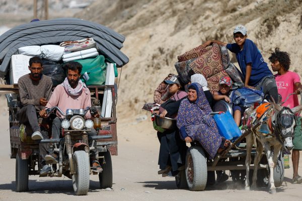 2025 10 03t142613z 1989020119 rc2b4ha5zb9w rtrmadp 3 israel palestinians gaza 1759518507.jpg