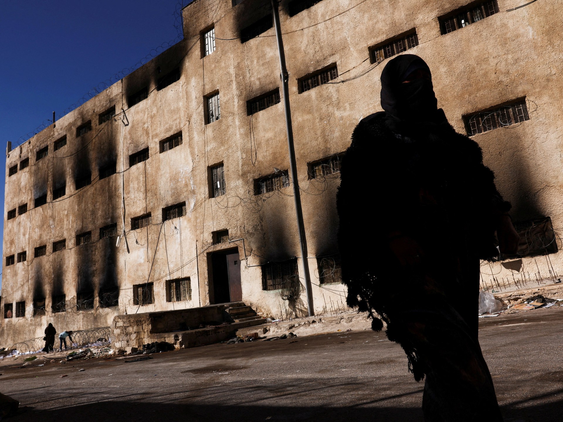 2025 10 17t110936z 138528798 rc28sbaqz2ki rtrmadp 3 syria security mass graves 1761156118.jpg